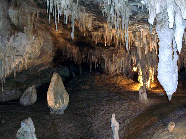 image 08-marakoopa-cave-jpg
