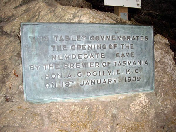 image 08-newdegate-cave-opening-plaque-jpg