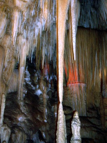 image 11-newdegate-cave-stalactite-meeting-stalagmite-jpg