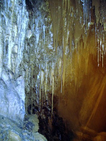 image 21-newdegate-cave-jpg
