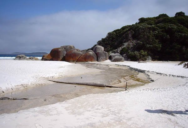 image 093-squeaky-beach-with-norman-island-in-the-background-wilsons-promontory-jpg