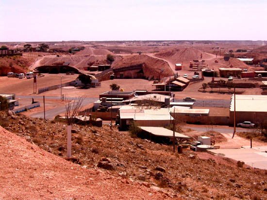 image 007-coober-pedy-mining-township-jpg