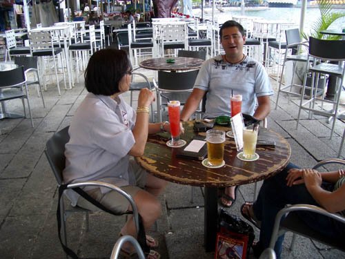 image 048-sipping-singapore-sling-at-boat-quay-jpg