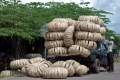 004-Loading-a-few-woven-baskets