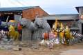125-Statues-factory-Phnom-Penh