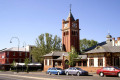 Wagga-Wagga-Courthouse-and-Romanos-on-Fitzmaurice-Street